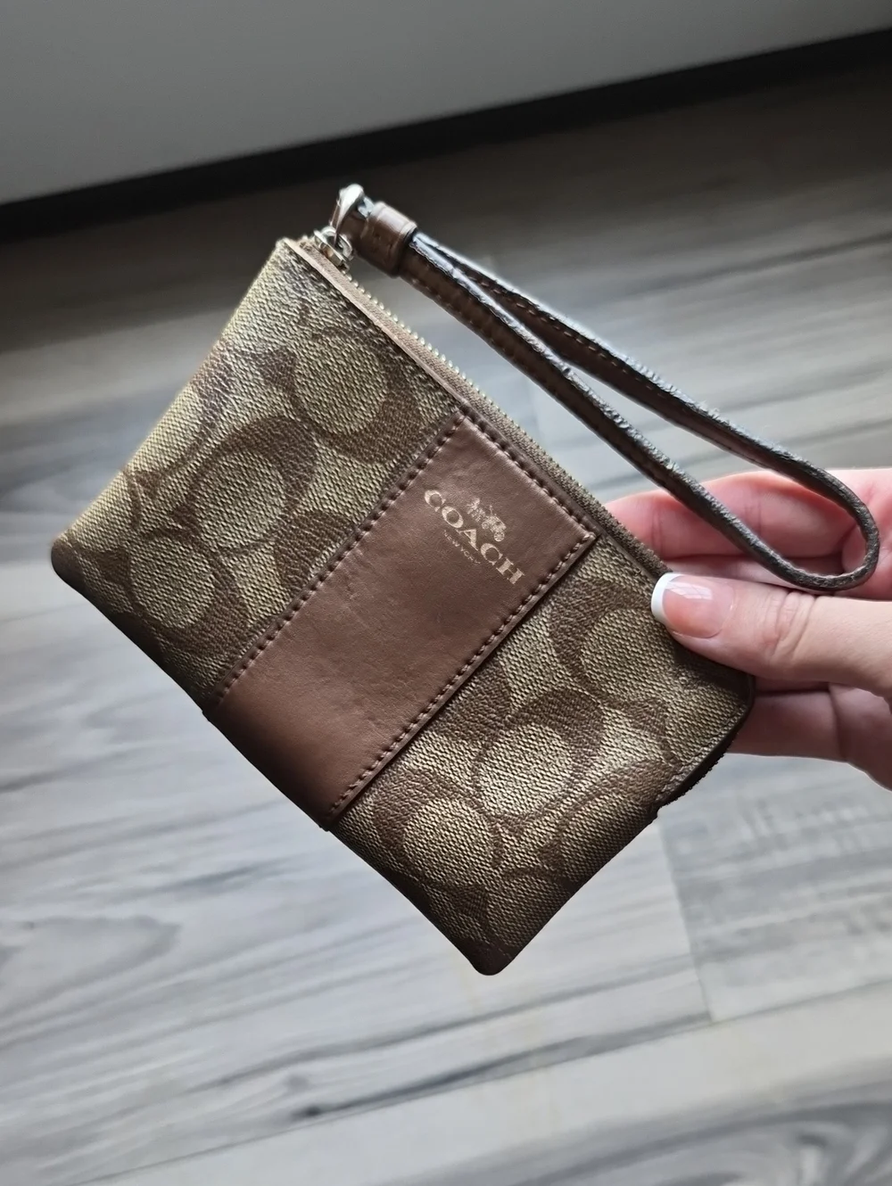 COACH Signature Canvas Wristlet in Brown and Tan Y2K